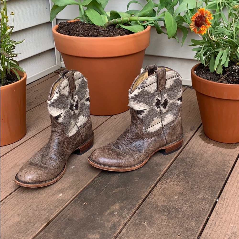Boho Stetson wool and leather cowboy booties